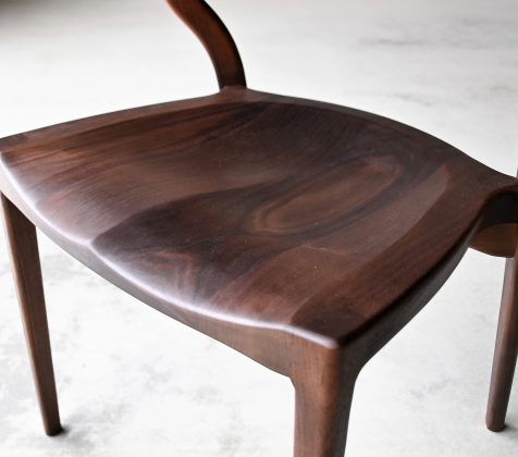 使い込むほどに魅力的なチェア