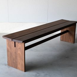 ベンチもサイズが細かく選べます