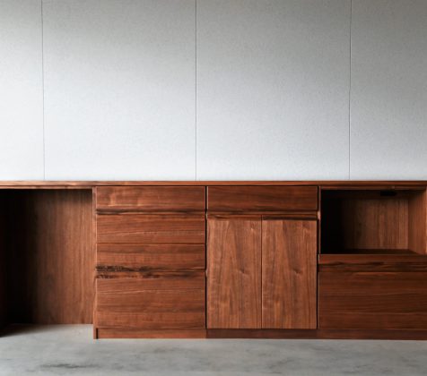ミヤモト家具の食器棚