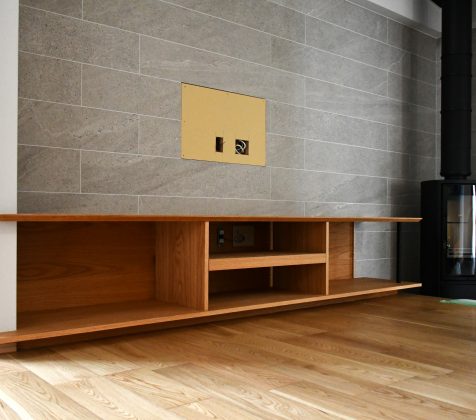 造作テレビボードがすごすぎるんです。