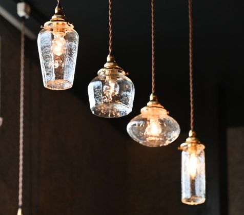 部屋の雰囲気は照明で