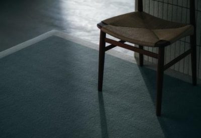 離れられなくなるウールラグ