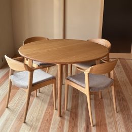 丸テーブルの良さ