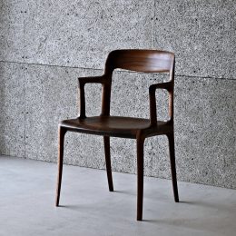 新登場！Maverick Chair！