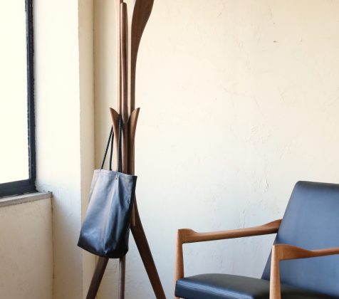 暮らしにちょうどいいハンガースタンド