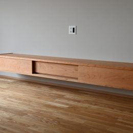 フロートテレビボードという選択