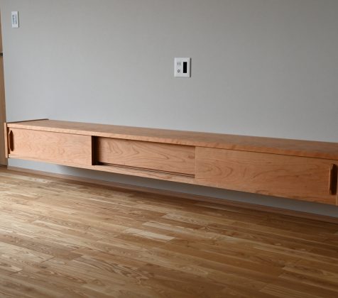 フロートテレビボードという選択