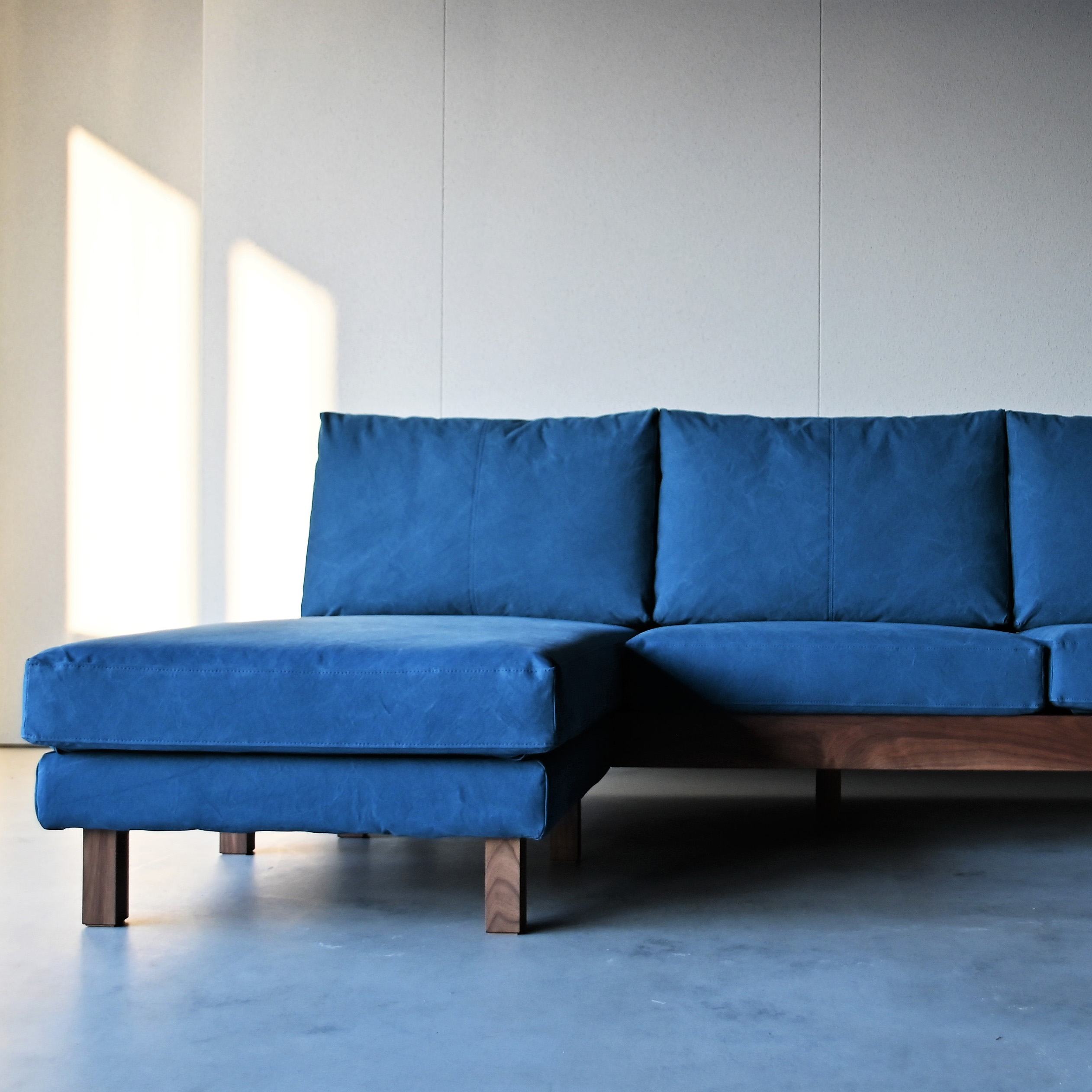 RSO-05-3-2180-W-Couch set