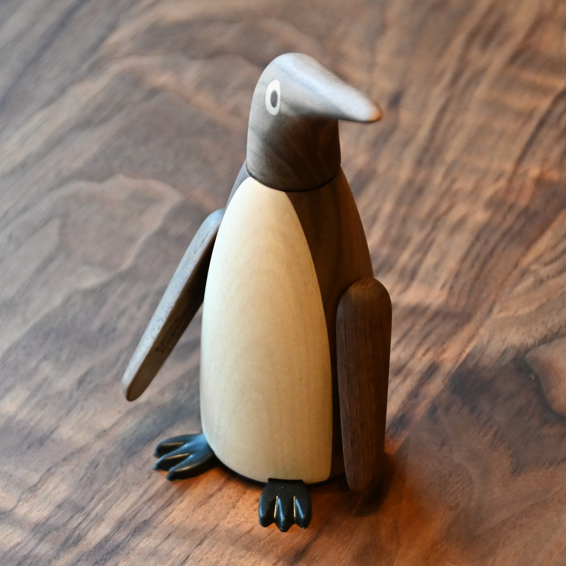 RTOY-07-The Salt Penguin