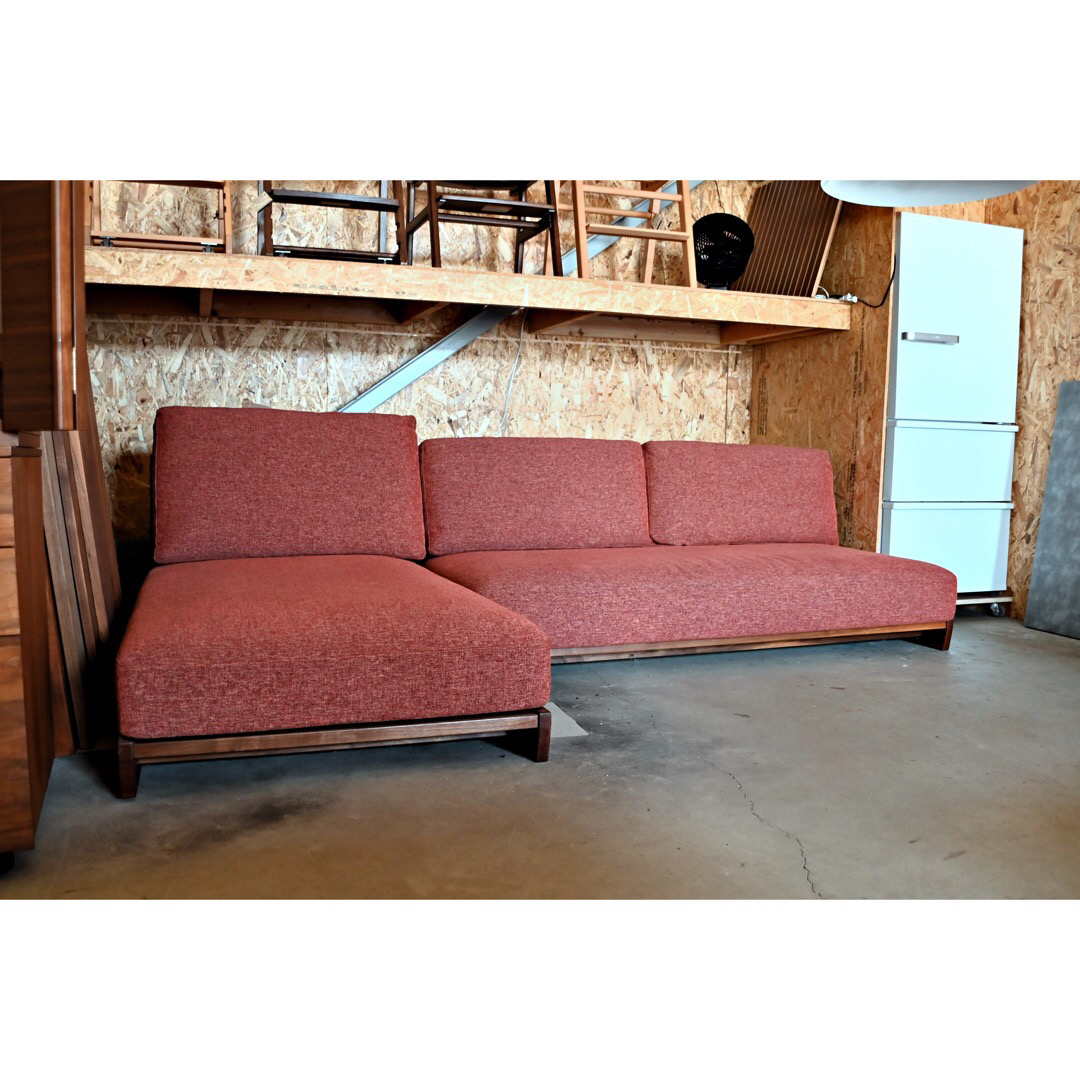 UDO Solid Sofa