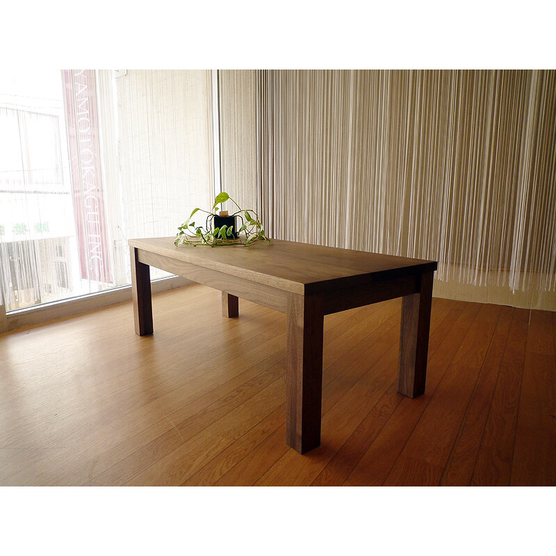 Sona Living Table